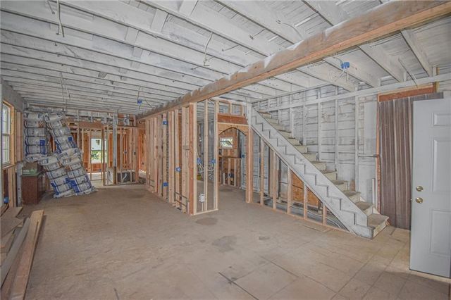 3613 Smart Avenue, Kansas City, MO 64124