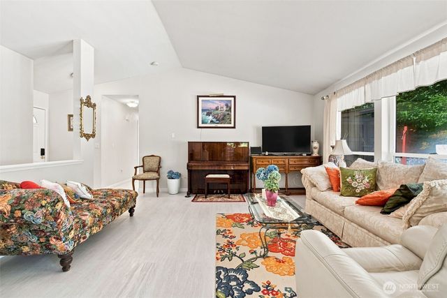 6839 E FILLMORE Street, Port Orchard, WA 98366