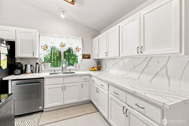 6839 E FILLMORE Street, Port Orchard, WA 98366