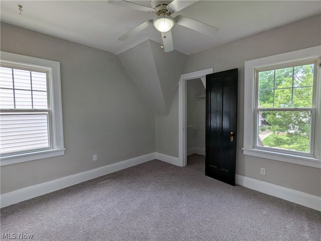 1151 Quilliams Road, Cleveland Heights, OH 44121