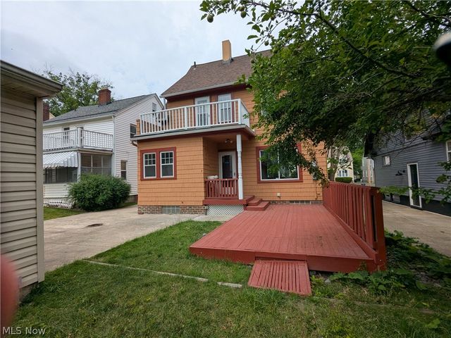 1151 Quilliams Road, Cleveland Heights, OH 44121