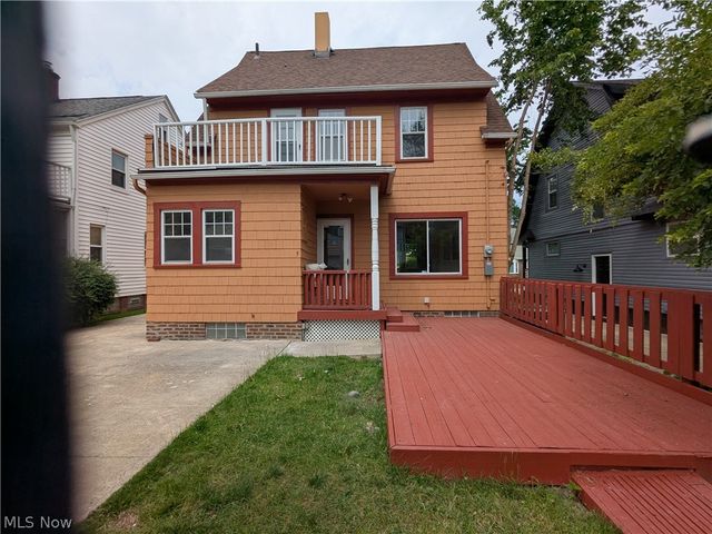 1151 Quilliams Road, Cleveland Heights, OH 44121