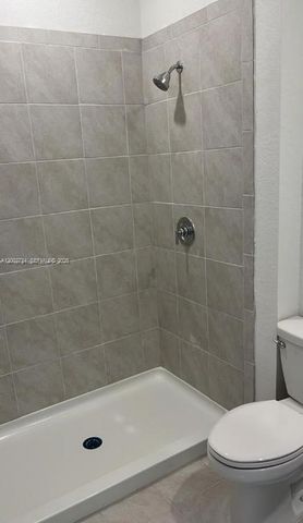 606 SW 12th St, Florida City, FL 33034