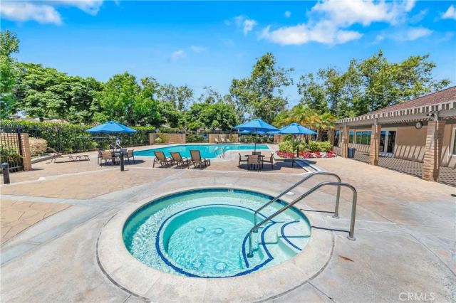 17294 Citron, Irvine, CA 92612