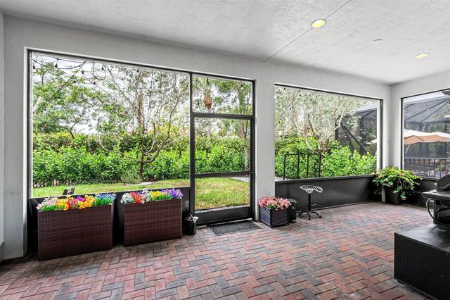 8845 Watercrest Circle W, Parkland, FL 33076