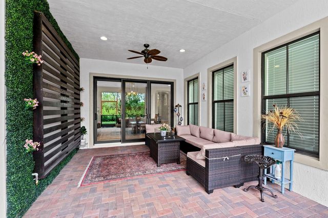 8845 Watercrest Circle W, Parkland, FL 33076