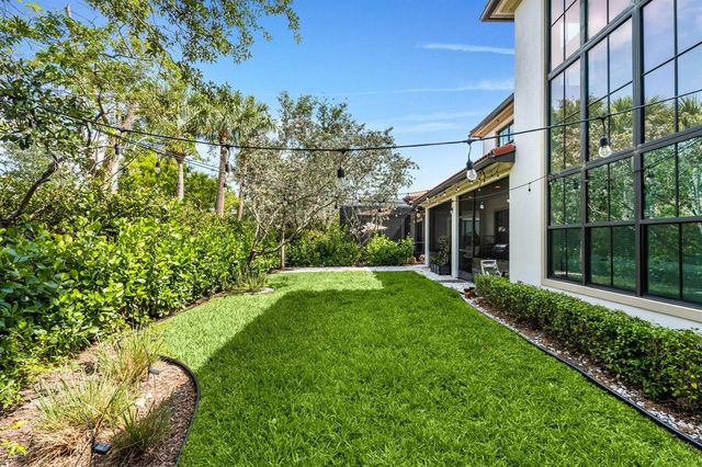 8845 Watercrest Circle W, Parkland, FL 33076