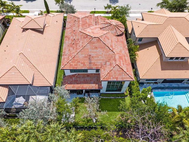 8845 Watercrest Circle W, Parkland, FL 33076