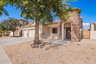 2328 E GREENLEE Avenue, Apache Junction, AZ 85119