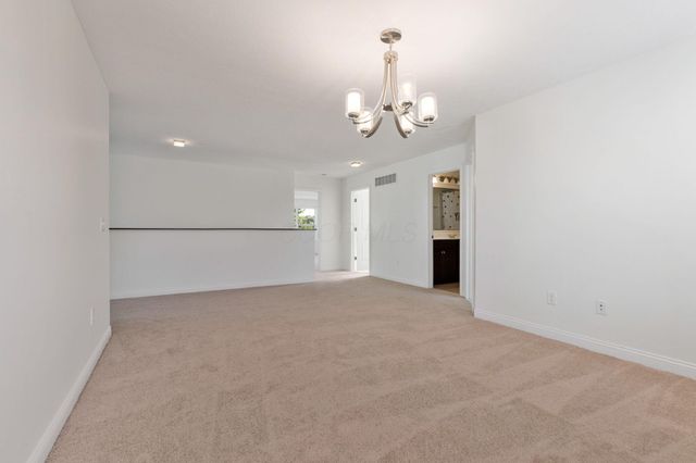 5388 Middlebury Loop, Lewis Center, OH 43035