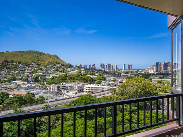 55 S Judd Street 1303, Honolulu, HI 96817