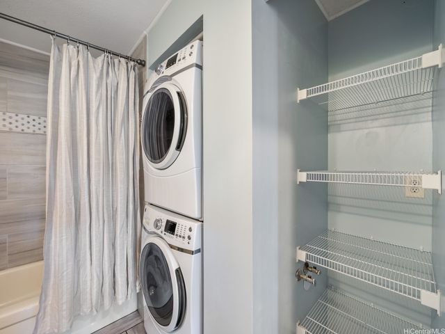 55 S Judd Street 1303, Honolulu, HI 96817