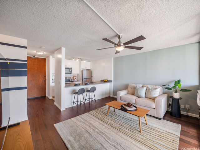 55 S Judd Street 1303, Honolulu, HI 96817