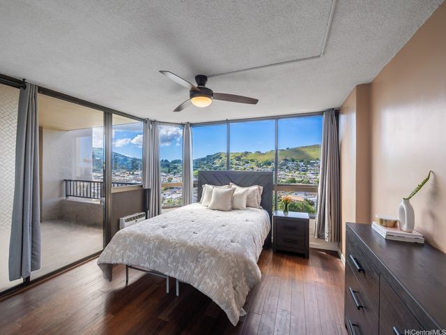55 S Judd Street 1303, Honolulu, HI 96817
