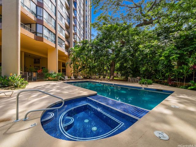 55 S Judd Street 1303, Honolulu, HI 96817