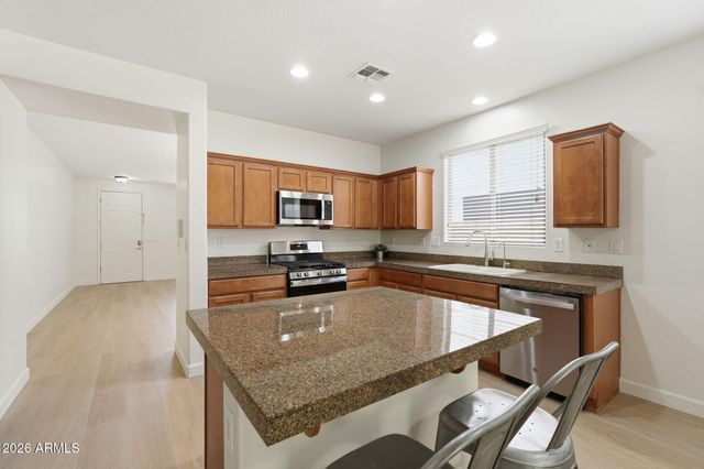 39518 N White Tail Lane, Anthem, AZ 85086