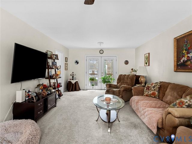 7706 Northern Dancer Ct, Midlothian, VA 23112