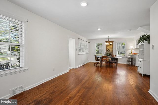 600 MAPLE AVE, Audubon, NJ 08106