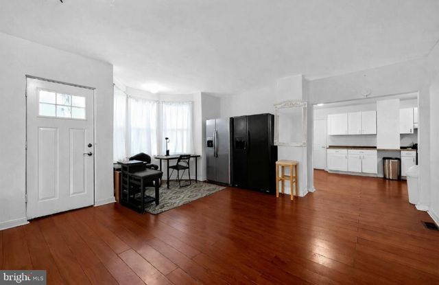 38 E HANCOCK ST, Riverside, NJ 08075