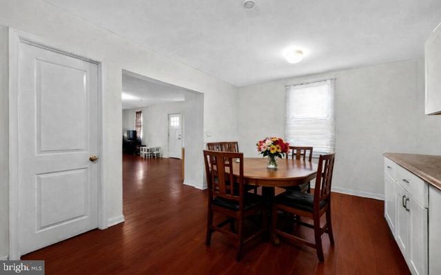 38 E HANCOCK ST, Riverside, NJ 08075