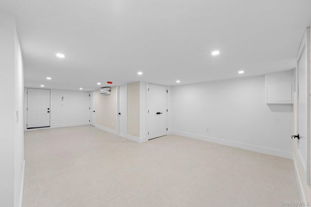 518 E 29th Street, Brooklyn, NY 11210