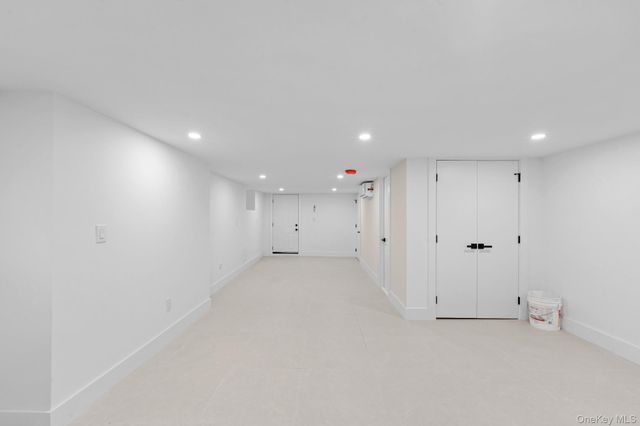 518 E 29th Street, Brooklyn, NY 11210
