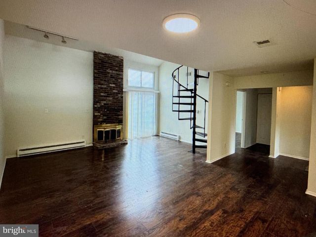 502 BROMLEY, Clementon, NJ 08021