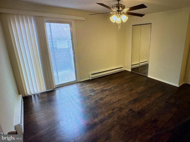 502 BROMLEY, Clementon, NJ 08021