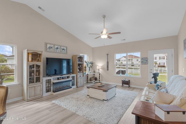 8697 Radcliff Drive NW, Calabash, NC 28467