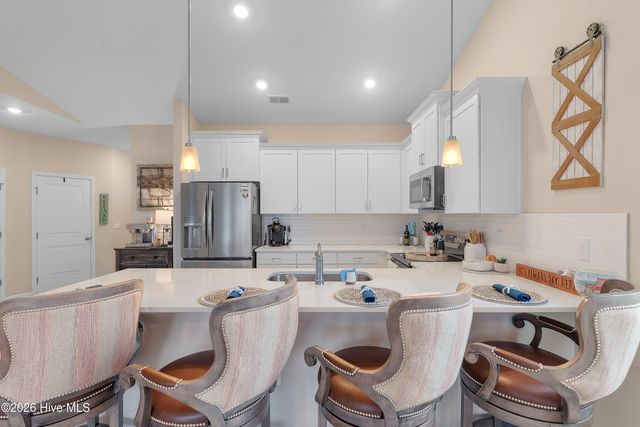 8697 Radcliff Drive NW, Calabash, NC 28467