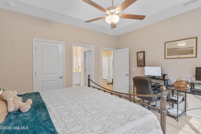 8697 Radcliff Drive NW, Calabash, NC 28467