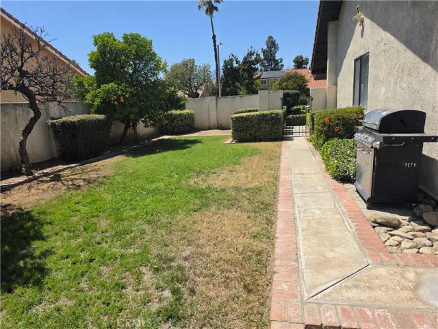 183 E Belmont, Rialto, CA 92377