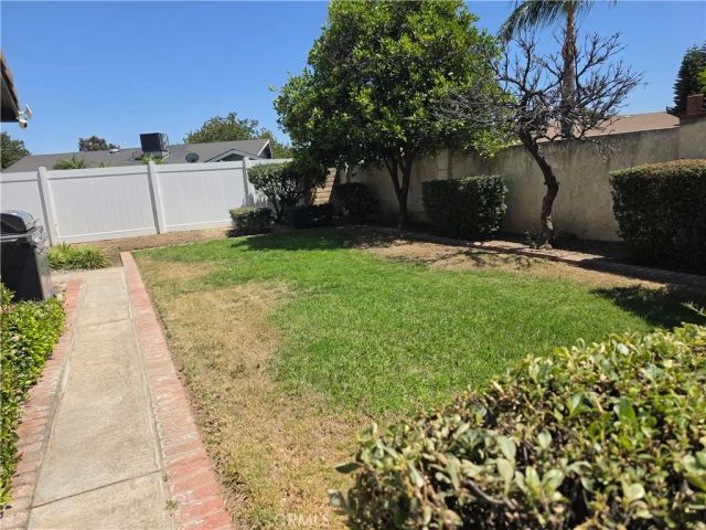 183 E Belmont, Rialto, CA 92377