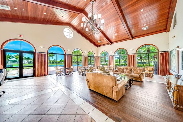 9147 Dupont Place, Wellington, FL 33414