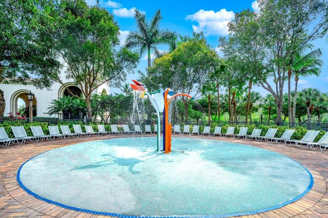 9147 Dupont Place, Wellington, FL 33414