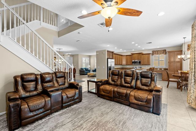 9147 Dupont Place, Wellington, FL 33414