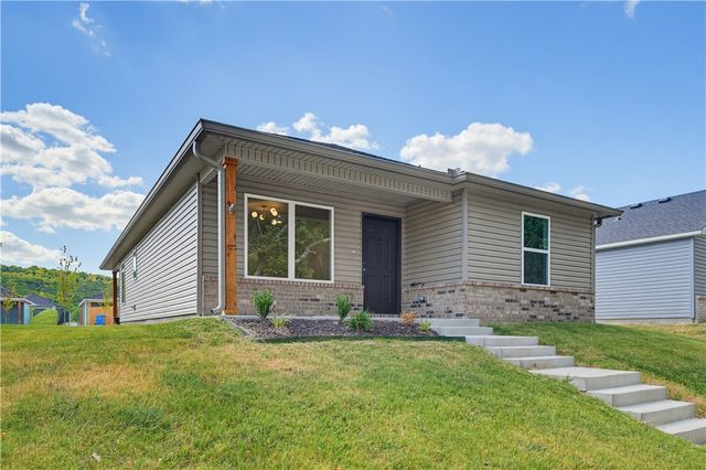 3258 S Bayou Alley, Fayetteville, AR 72701