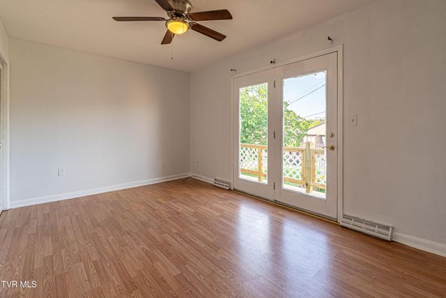 807 7th Street 807, Bristol, TN 37620