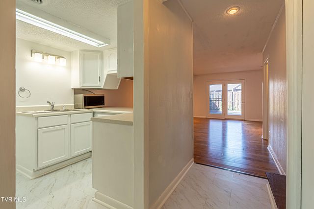 807 7th Street 807, Bristol, TN 37620