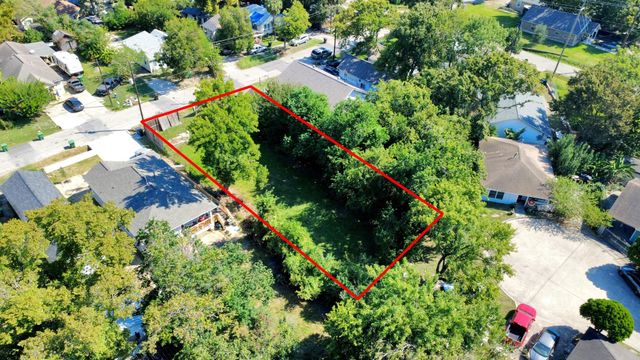 7934 Sherman Street, Houston, TX 77012