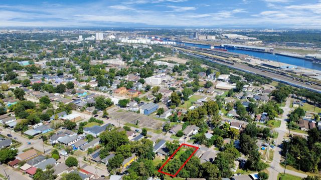 7934 Sherman Street, Houston, TX 77012
