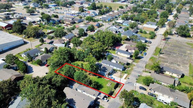 7934 Sherman Street, Houston, TX 77012