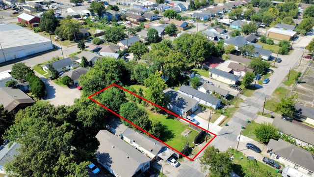 7934 Sherman Street, Houston, TX 77012