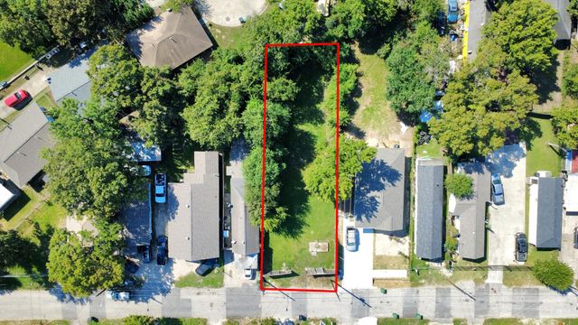 7934 Sherman Street, Houston, TX 77012
