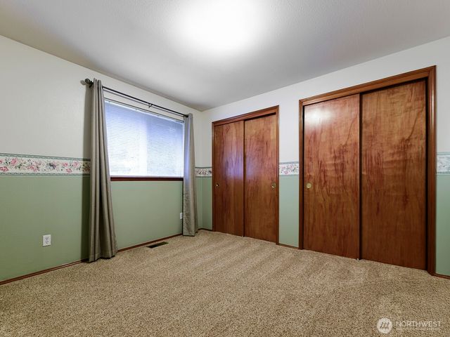 8202 48th Street Ct W, University Place, WA 98467