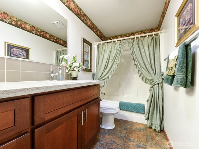 8202 48th Street Ct W, University Place, WA 98467