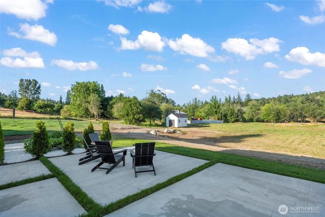 5946 SE Lake Valley Road, Port Orchard, WA 98367