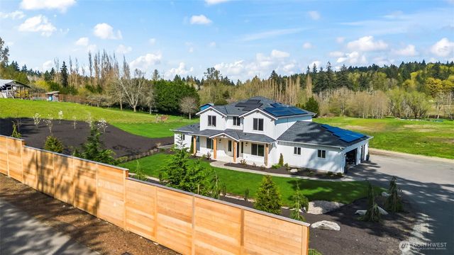 5946 SE Lake Valley Road, Port Orchard, WA 98367