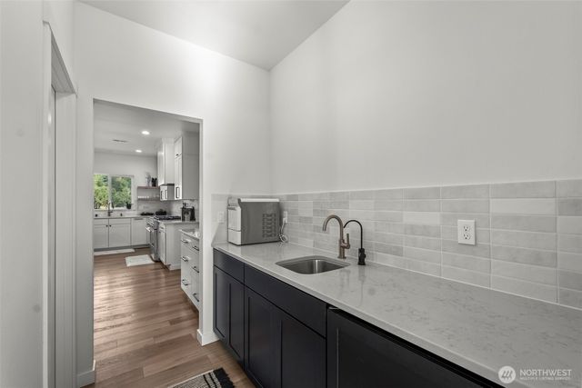 5946 SE Lake Valley Road, Port Orchard, WA 98367