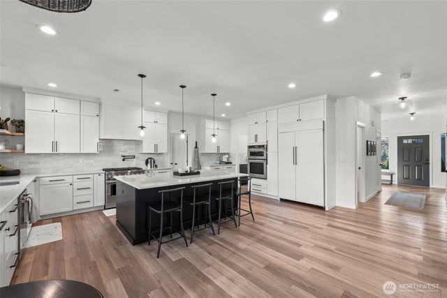 5946 SE Lake Valley Road, Port Orchard, WA 98367